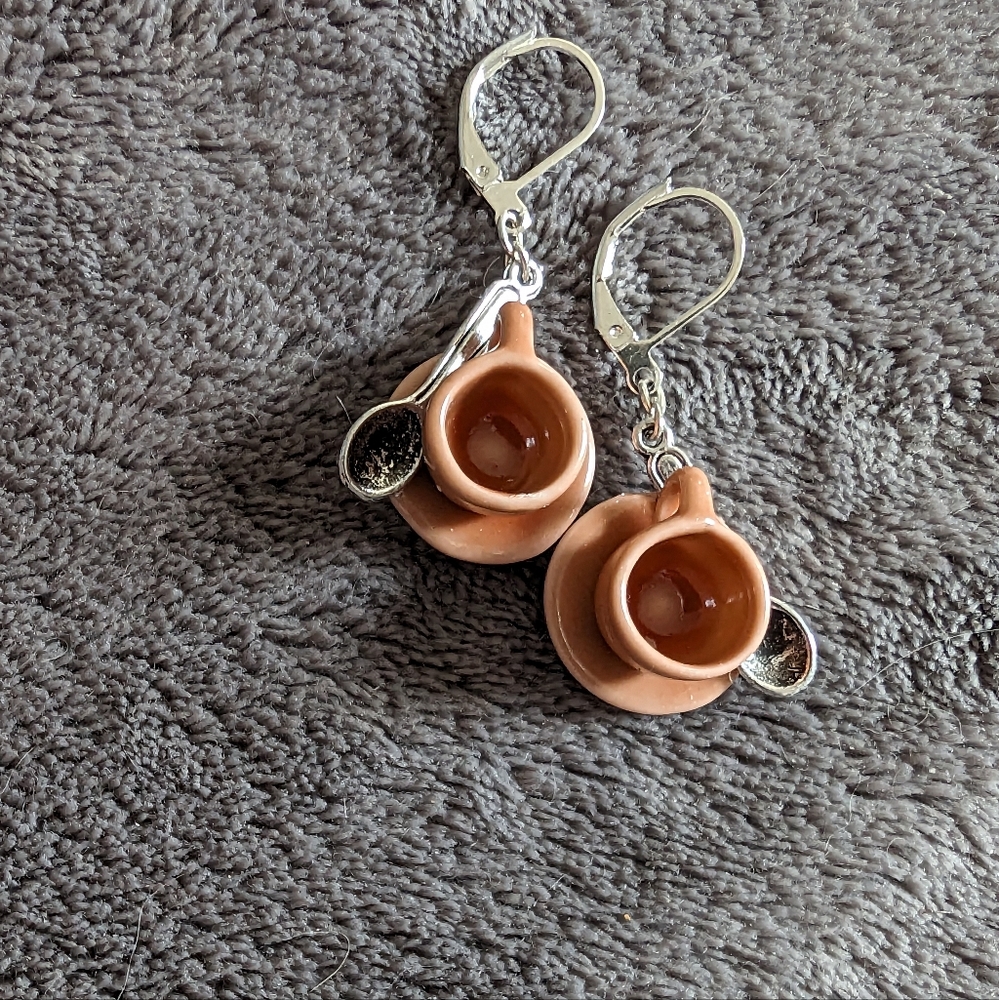 teacup earrings salmon pink